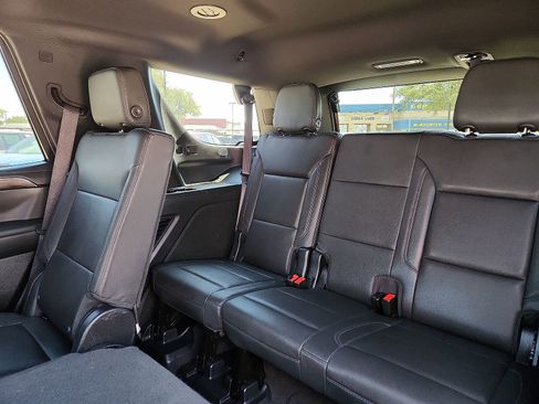 Used 2022 Chevrolet Tahoe Z71 AWD/4WD image 11
