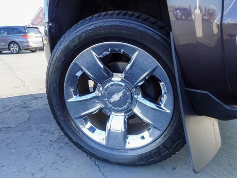 Used 2016 Chevrolet Silverado 1500 LTZ Z71 w/ LTZ Plus Package image 11