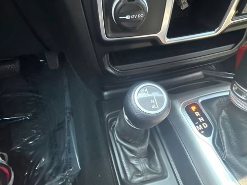 Used 2020 Jeep Gladiator Sport AWD/4WD image 12