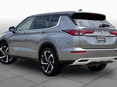 Used 2024 Mitsubishi Outlander SE AWD/4WD image 10