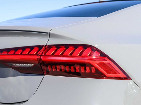 Used 2023 Audi RS 7 Sportback w/ Black Optic Package image 10