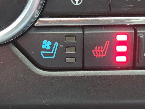 Used 2020 Ford Expedition Max King Ranch image 7