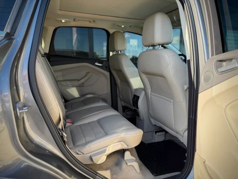 Used 2014 Ford Escape SE w/ Equipment Group 201A FWD image 17
