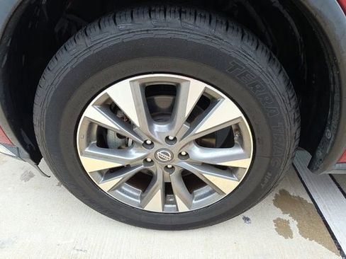 Used 2018 Nissan Murano SL FWD image 10
