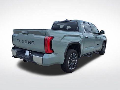 Used 2025 Toyota Tundra Limited AWD/4WD image 19