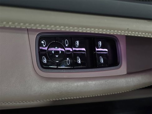 Certified 2021 Porsche Taycan 4S image 21