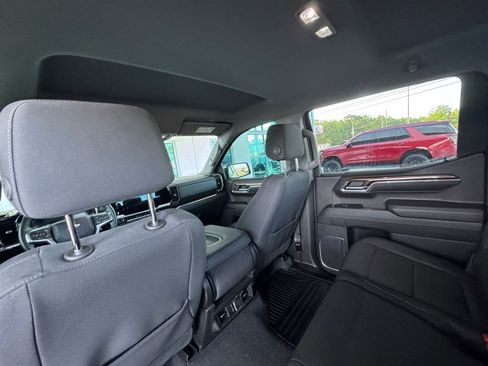 Used 2024 Chevrolet Silverado 1500 LT AWD/4WD image 23
