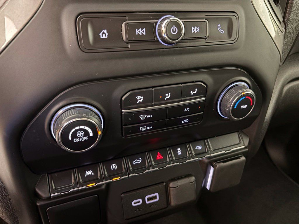 Certified 2024 Chevrolet Silverado 1500 Custom RWD image 30