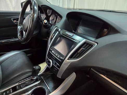 Used 2019 Acura TLX FWD image 19