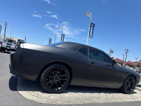 Used 2023 Dodge Challenger R/T RWD image 2
