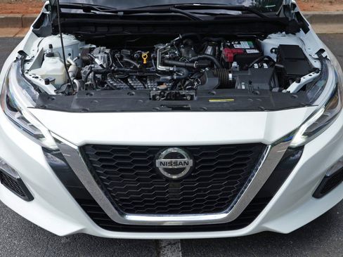 Used 2022 Nissan Altima 2.5 SV FWD image 7