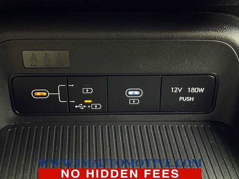 Used 2025 Hyundai Kona SEL AWD/4WD image 35