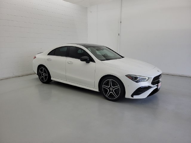 Used 2024 Mercedes-Benz CLA 250 4MATIC image 3