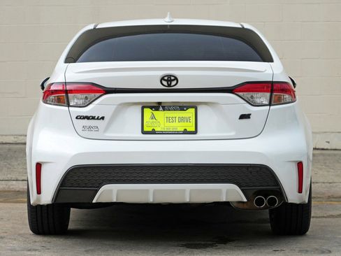 Used 2021 Toyota Corolla SE w/ SE Premium Package FWD image 10