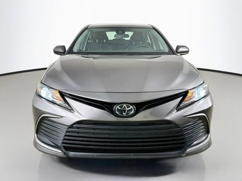 Used 2021 Toyota Camry LE FWD image 2