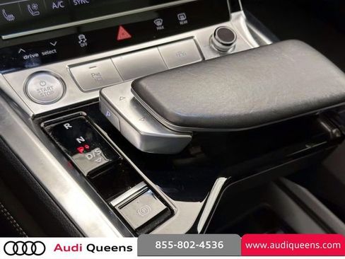 Used 2019 Audi e-tron Premium Plus image 25