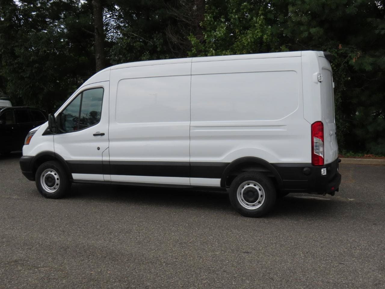 Used 2019 Ford Transit 250 148 Medium Roof RWD image 3