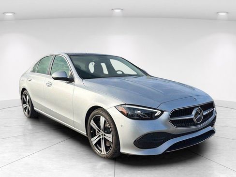 Used 2024 Mercedes-Benz C 300 Sedan image 2