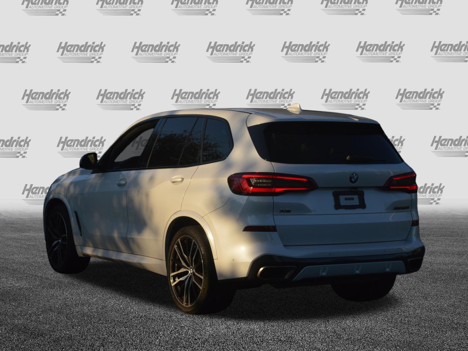 Used 2020 BMW X5 M50i w/ Premium Package AWD/4WD image 6