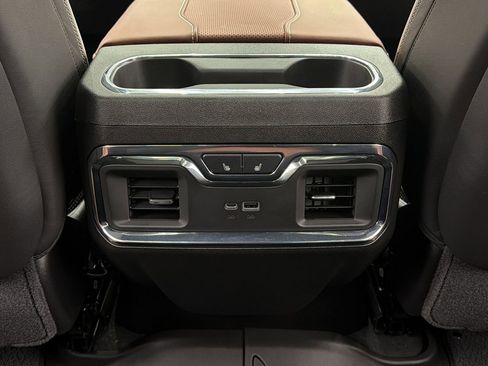 Used 2026 GMC Sierra 1500 Denali Ultimate AWD/4WD image 43
