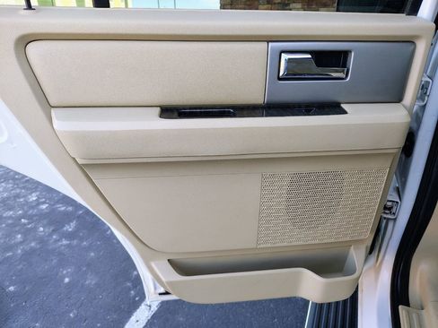 Used 2015 Ford Expedition Limited w/ Equipment Group 301A image 11