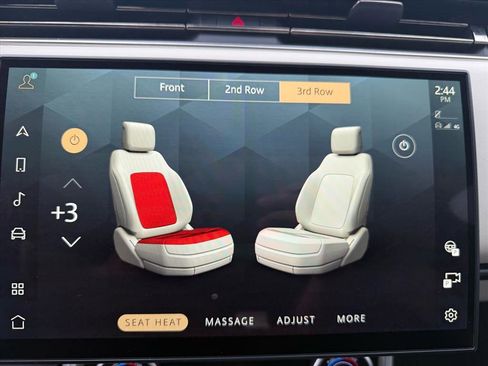 Used 2023 Land Rover Range Rover Long Wheelbase SE image 22