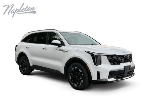 Used 2024 Kia Sorento S FWD image 8