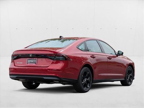 New 2025 Honda Accord SE image 2