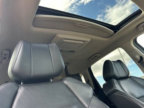 Used 2011 Acura MDX w/ Advance & Entertainment AWD/4WD image 17