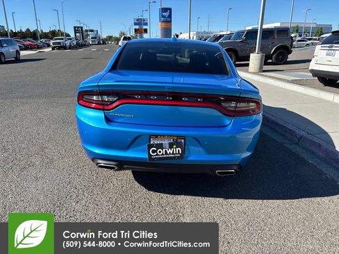 Used 2023 Dodge Charger SXT RWD image 10