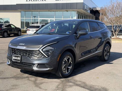 Used 2024 Kia Sportage LX image 22