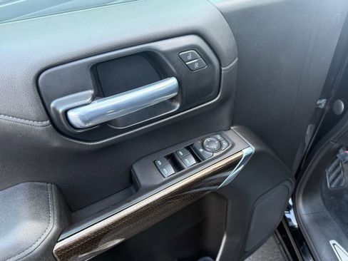 Used 2020 Chevrolet Silverado 1500 LT image 12