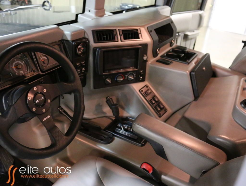 Used 2003 HUMMER H1 4-Door Wagon AWD/4WD image 11