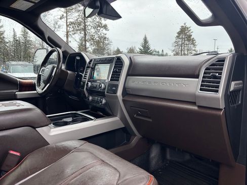 Used 2017 Ford F250 King Ranch w/ King Ranch Ultimate Package AWD/4WD image 24