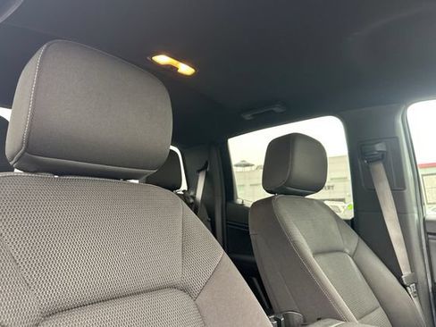 Used 2024 Chevrolet Colorado LT w/ LT Convenience Package RWD image 18