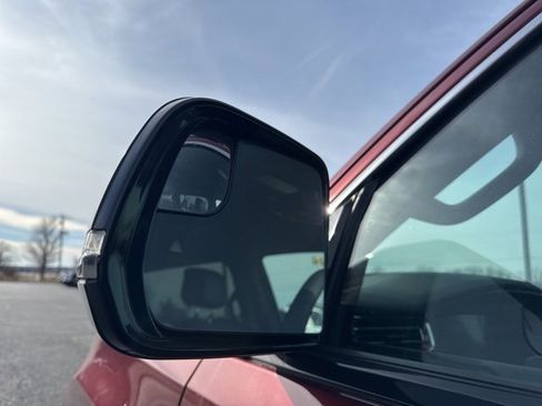 Used 2024 Jeep Wagoneer L Series III w/ Flexible Seating Group image 19