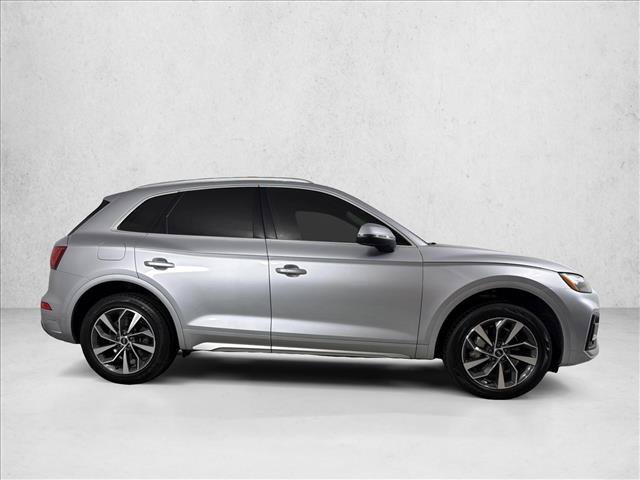 Used 2021 Audi Q5 2.0T Premium Plus w/ Premium Plus Package AWD/4WD image 3