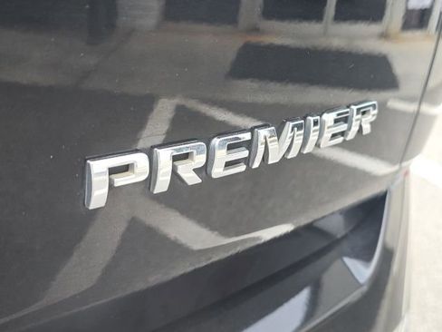 Used 2021 Chevrolet Traverse Premier image 9