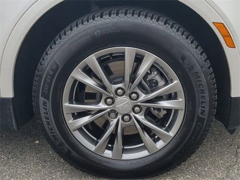 Used 2021 Cadillac XT5 Premium Luxury image 10