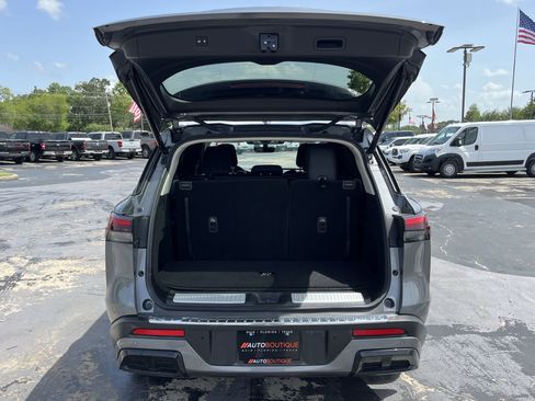 Used 2023 INFINITI QX60 Luxe w/ Cargo Package FWD image 11