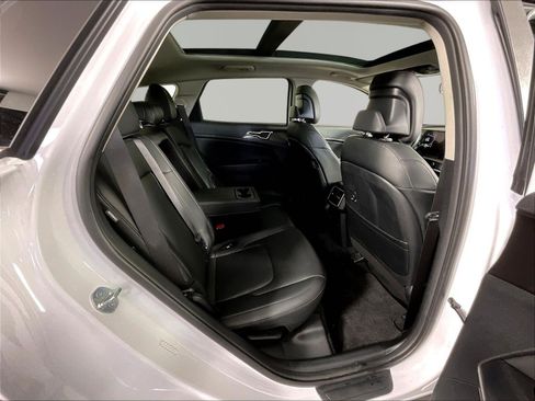 Used 2025 Kia Sportage EX w/ Premium Package FWD image 25