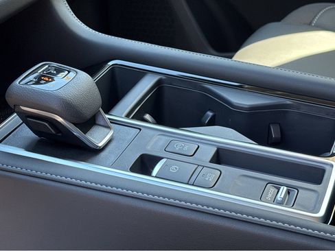 New 2026 Nissan Pathfinder SL w/ Cargo Package image 15