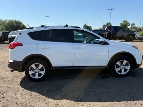 Used 2014 Toyota RAV4 XLE FWD image 7