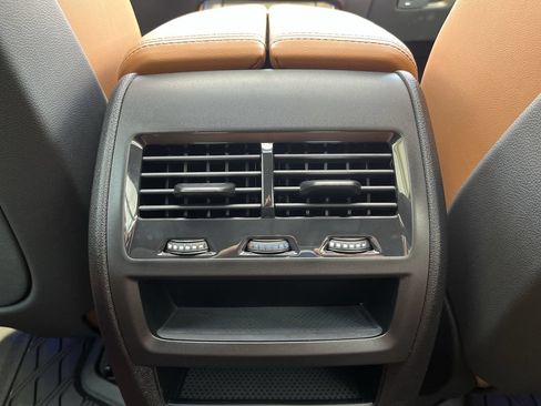 Used 2026 BMW X5 xDrive40i w/ M Sport Package AWD/4WD image 31