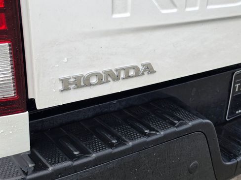 Used 2025 Honda Ridgeline Black Edition image 10