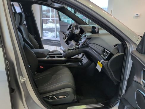 New 2026 Acura RDX SH-AWD image 16