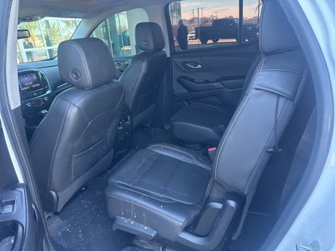 Used 2020 Chevrolet Traverse Premier w/ Redline Edition image 11