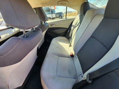 Used 2021 Toyota Corolla L image 16