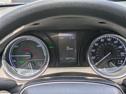 Used 2019 Toyota Camry LE w/ Sunroof Package FWD image 27