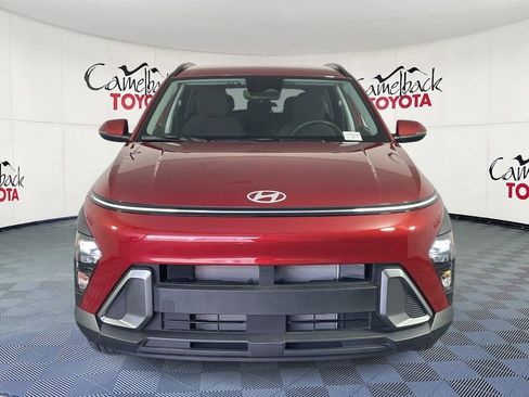 Used 2024 Hyundai Kona SEL FWD image 3